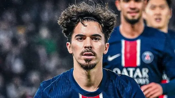 Игрок ПСЖ во второй раз стал отцом – трогательные фото первых секунд жизни дочери