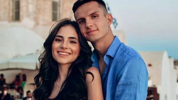 Криськів з ефектною дамою на вулицях Києва: ідеальна хімія, що не потребує слів