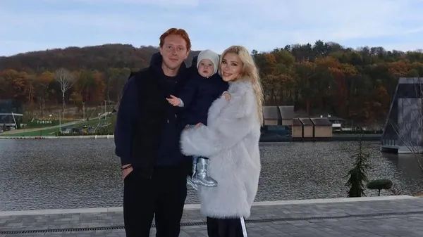 Сімейна ідилія в родині Коноплі: футболіст робить своїх дівчат щасливими – і це головне