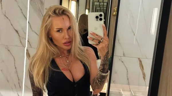 Спекотна колишня Морозюка запалила пікантним стриптизом – холостячка пішла у відрив