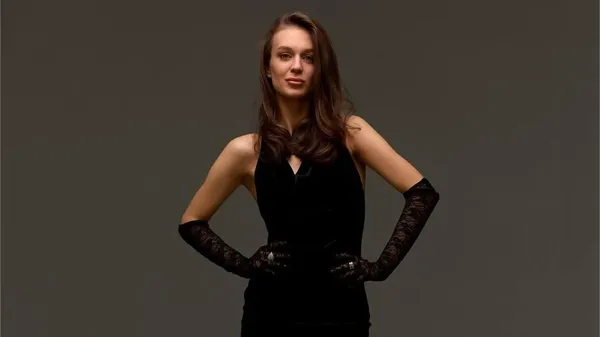 Кохана Брагару у ніжному кадрі показала животик – спокійні та надихаючі кадри