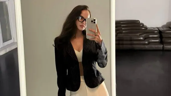 Ведуча Шахтаря: стримано, але сексуально – новий чорно-білий кадр від Палько