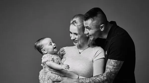 Зубковы снова в сборе: бывшая жена игрока Трабзонспора поделилась редким кадром