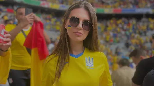 "У мене досі нема відчуття, що я покинула Батьківщину": Лобода про роботу, книги і футбол на чужині