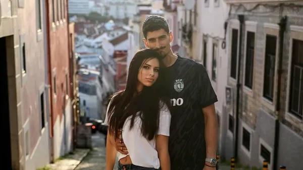 Опозорил Челси и стал многодетным отцом: у сенсационного кипера дома – настоящее женское царство