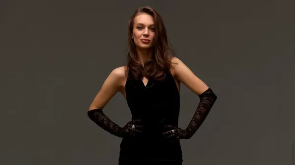 Маленьке диво в серці великого кохання: Брагару зачарувала вагітною фотосесією