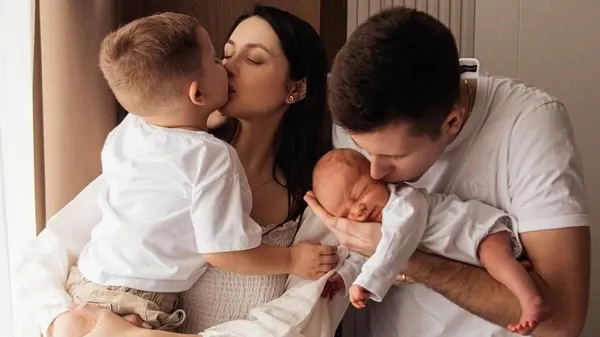 Пихаленок умилил сеть родительским теплом – папа на миллион