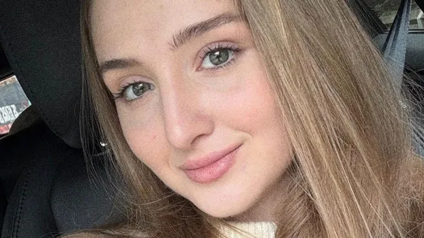 Дружина Миколенка розповіла про важкі пологи – 31 година без анестезії та це обличчя футболіста