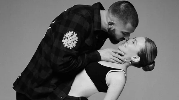 Єрмакова назвали дідом – кохана воротаря Олександрії здивувала підписом до фото