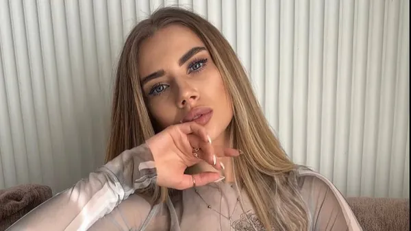 Сексапильная пассия Лучкевича показала пылкий вид в сауне – вызвала поток непристойных фантазий