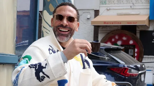 Экс-звезда МЮ вместе с роскошной женой поселится в Дубае: место их любви