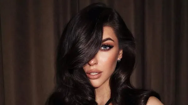 Наречена Очеретька засвітила весільну сукню – зірвала головну інтригу