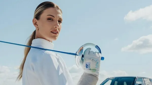 Харлан отримала нереальну медаль після авто за кілька мільйонів: "Я знайшла ідеального партнера"