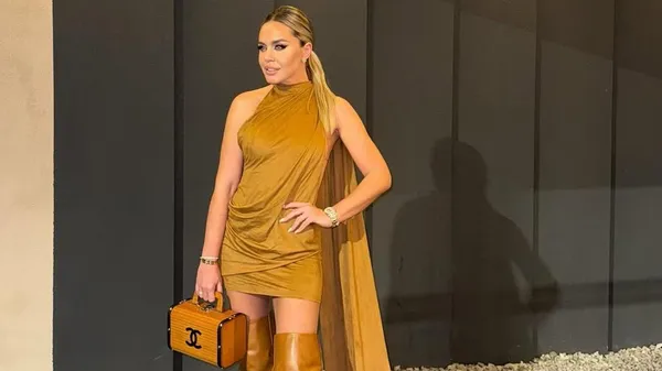 Паризька класика у виконанні Федецької: жакет, берет і бездоганний настрій