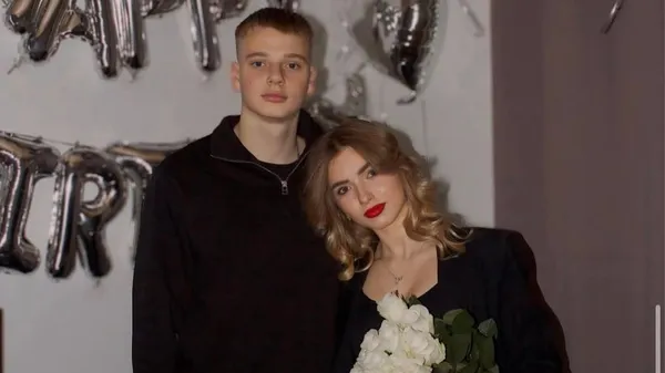 Вогняна пасія українця в Нідерландах зваблює кіпера оголеними формами – шалена пристрасть парочки