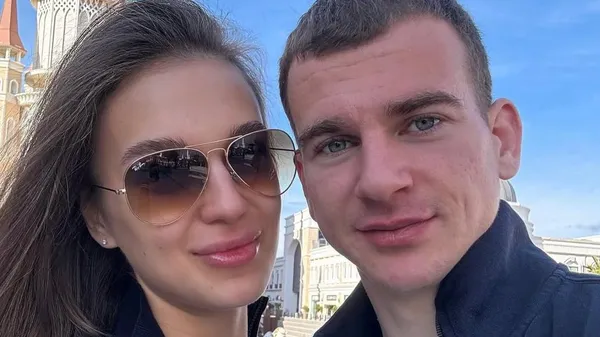 Зворушливий кадр від родини Брагару – тепло трьох сердець