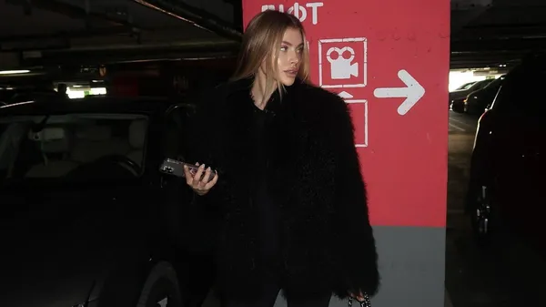 Дружина Танковського в зухвалому бікіні потрусила сідничками – додає гостроти відчуттів