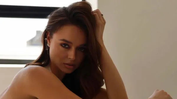 Пасія Топалова розбурхала мережу досить цікавими знімками – ніжність у відтінках спокуси