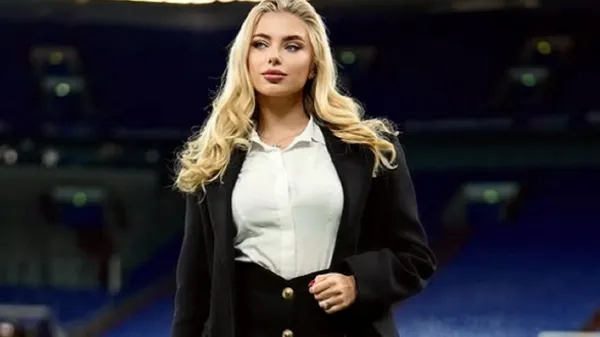 Савіна викликала бурю емоцій вечірнім виходом – вишукано та з перчинкою