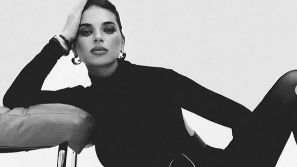 Незрівнянна кохана Усика кидає виклик усьому світу: білосніжна сукня розкриває всю її чуттєвість