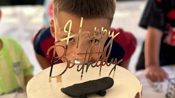 Коноплянка влаштував для сина шоу техніки в матчі один на всіх – дружина в ролі безстрашної красуні