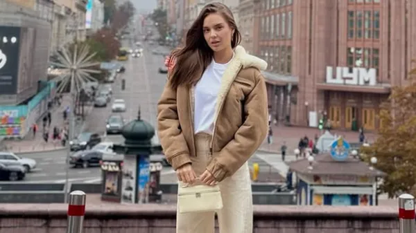 Роскошная девушка Коваленко устроила эстетический разогрев перед выходом в Киев – магия красоты