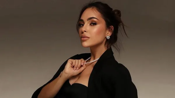 Шапаренко с секси-брюнеткой на награждении – Шацких засветилась с кубком и любимым