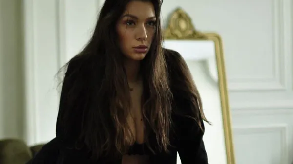 Сестра Сапуги показує пристрасть у стосунках з іншим футболістом – сину легенди Металіста пощастило