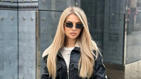 Стильная муза Лучкевича покоряет окрестности Киева невыразимым шиком – игривая классика