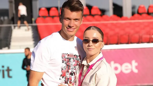 "Він присвячує мені голи": кохана бомбардира Кривбасу про 101 троянду і фотосесію, яка змінила все