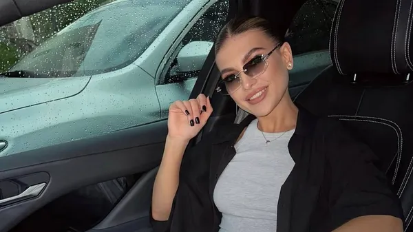 Дружина Притули відверто похизувалася спокусливими формами – гаряча поява музи півзахисника Руху