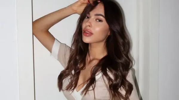 Незабываемая девушка Шапаренко устроила фурор на вечеринке роскошным образом – полный восторг