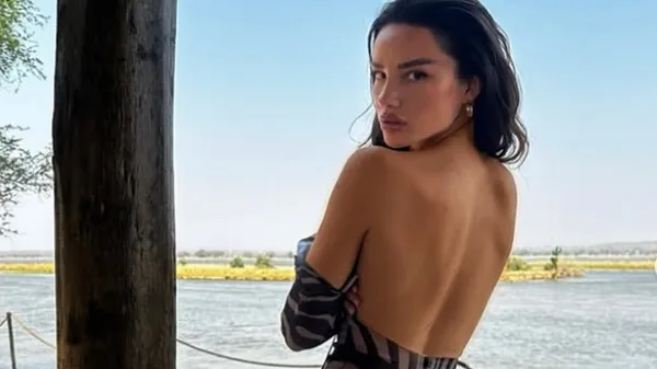 Гаряча колишня екс-партнера Миколенка спокусливо проігнорувала білизну заради пікантного образу