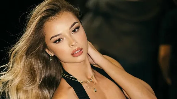 Муза Кухаревича в захватывающих дух кадрах – магия женственности на фоне испанского солнца