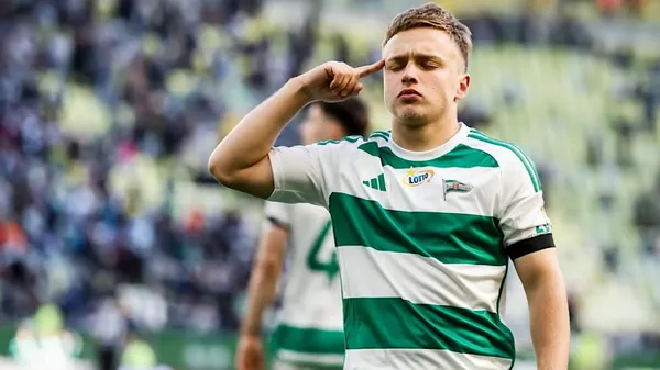 "Це був би Мессі": хавбек Динамо про перемогу над Депортіво і професію офіціанта