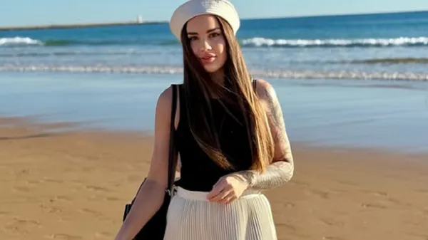 Избранница звезды Зори своим голливудским умением позировать превращает каждый кадр в шедевр