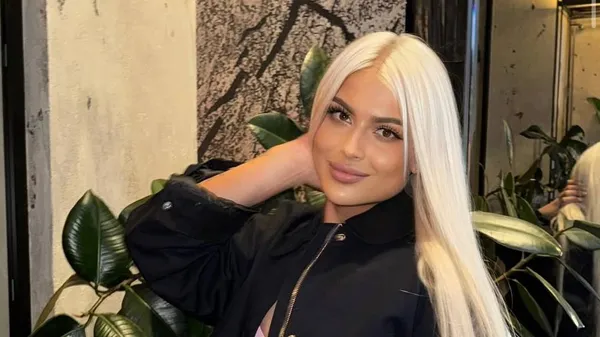 Муза Велетня в образі граційної русалки поринула у підводний світ – ніжна симфонія морської магії