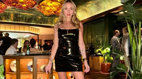 Бывшая Гусева в обольстительном мини искрит своей фигурой и выжигает взгляды: взрывные фото
