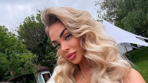 Палка муза Алефіренка зваблює небезпечною сексапільністю – показала професійні навички магнетизму