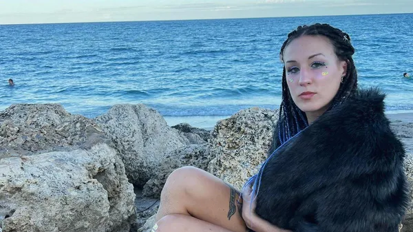 Казашка из MMA поцеловала в губы соперницу перед боем – жестоко поплатилась за самый безумный поступок