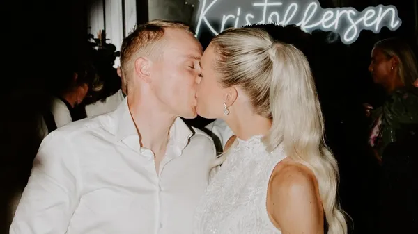 Чемпион мира женился на непревзойденной гандболистке во дворце: церемония по-королевски