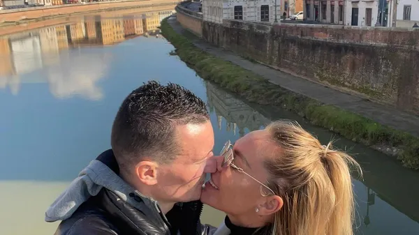 Федецкая разрывает с легендой футбола на забаве – лучшее фото, которое только можно себе представить