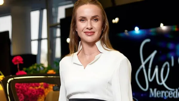 Світоліна знялася у стильній фотосесії для українського бренду одягу – жіночність і стиль