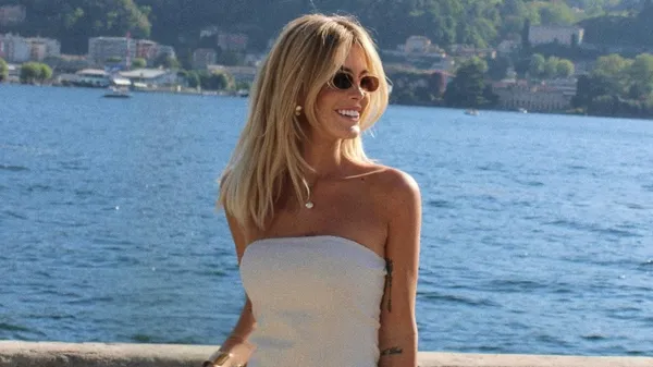 Роскошная модель променяла диджея на экс-форварда Милана: пережила нападения и арест любовника