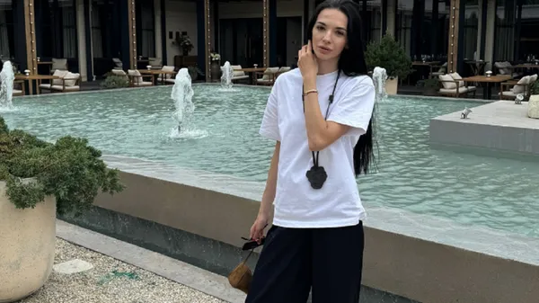 Партнерша полузащитника Полесья поражает обаянием голливудской дивы – потрясающая харизма