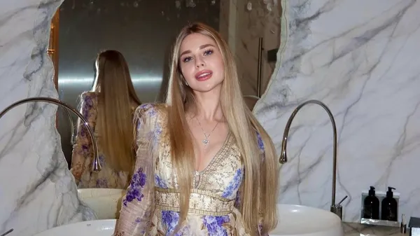 Забарная затмила соцсети неописуемым шиком – сладкая мечта на фоне роскоши