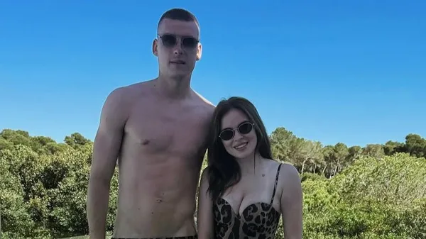 Захід сонця, чорна сукня і любов: Луніни показали, що таке справжня пристрасть