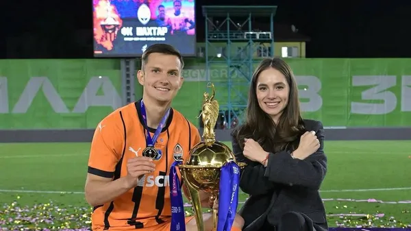 Криськів в обіймах романтики привернув увагу фанів – інтимна мить з коханою