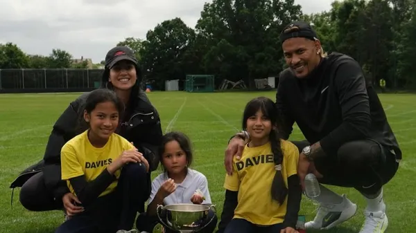 Ареола підкорює серця в новій ролі – найкращий татко