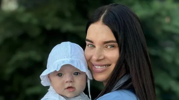 Дружина Усика розчулила ніжними митями з маленьким сонечком – там, де любов